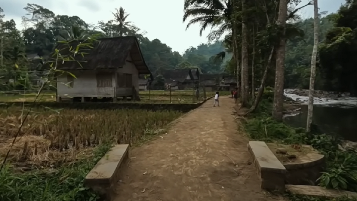 Mengungkap Keajaiban Kampung Naga