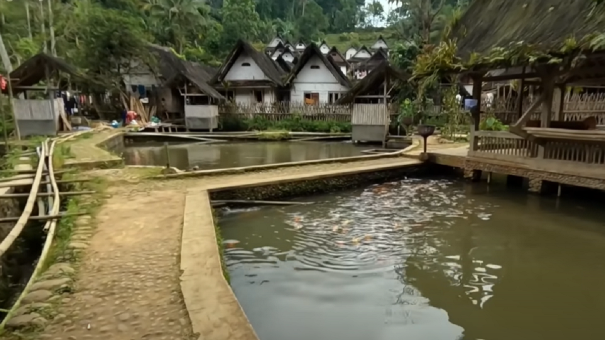 Mengungkap Keajaiban Kampung Naga