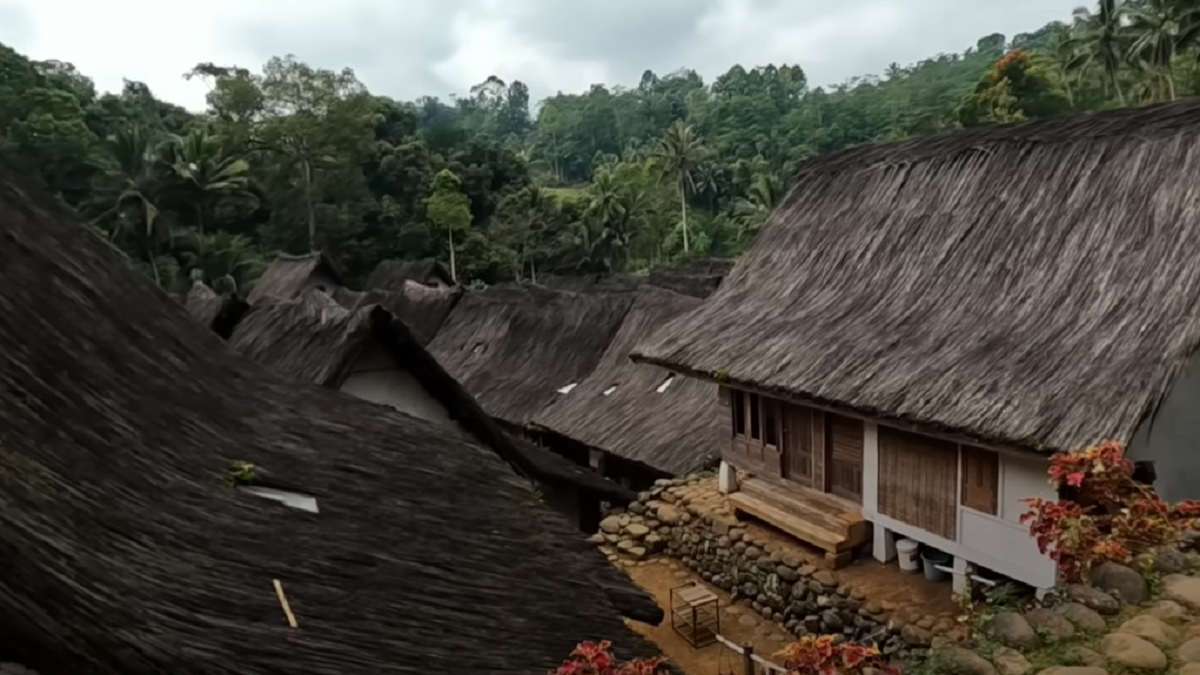 Mengungkap Keajaiban Kampung Naga