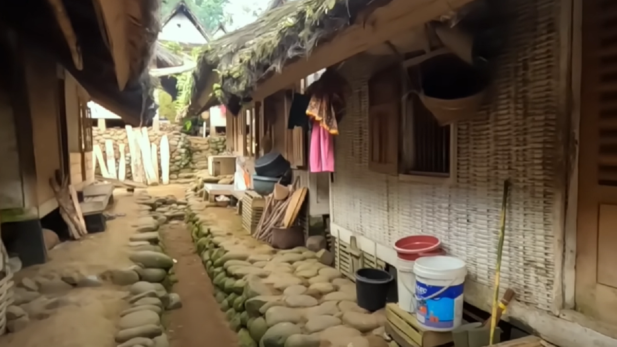 Mengungkap Keajaiban Kampung Naga