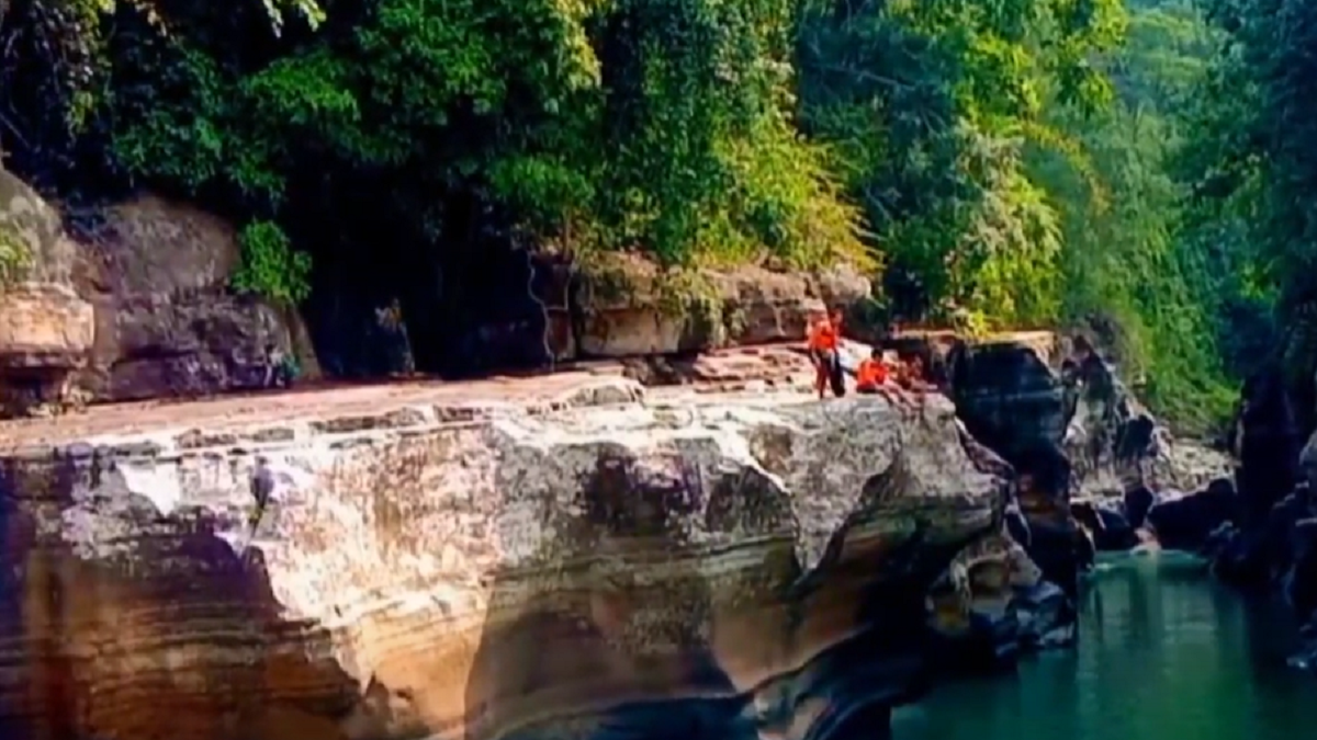 Tonjong Canyon: Sebuah Surga Tersembunyi di Tasikmalaya