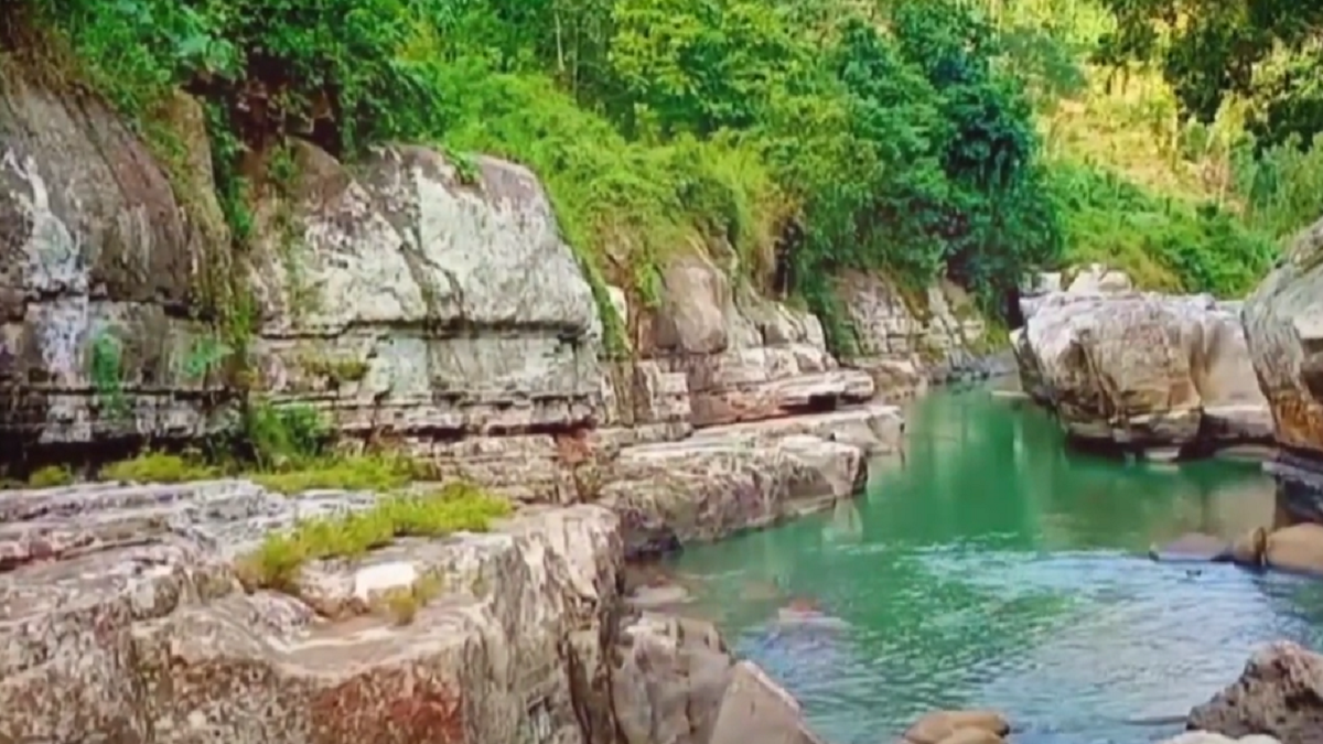 Tonjong Canyon: Sebuah Surga Tersembunyi di Tasikmalaya