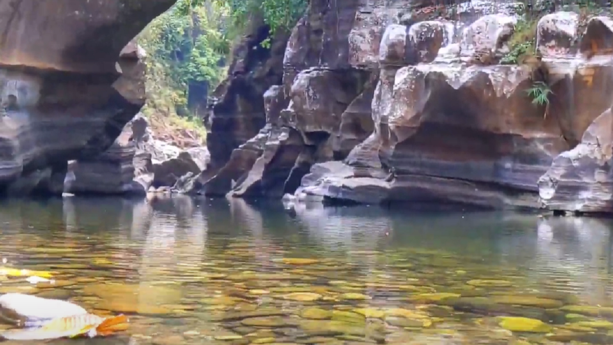 Tonjong Canyon: Sebuah Surga Tersembunyi di Tasikmalaya