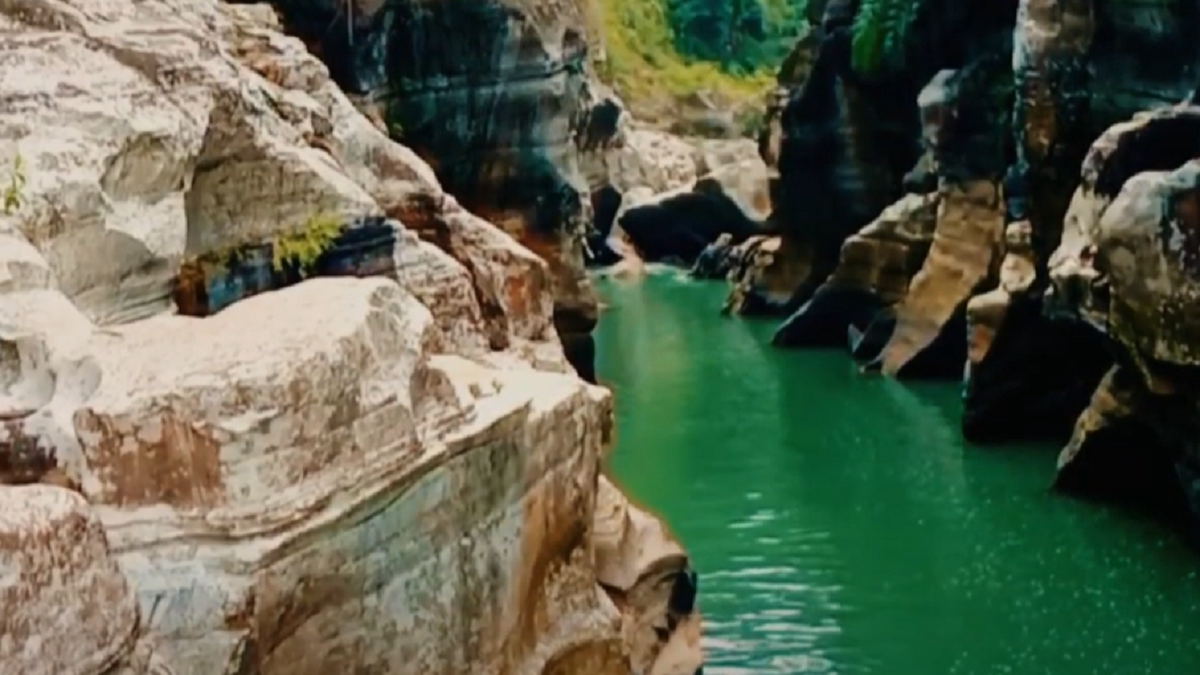 Tonjong Canyon: Sebuah Surga Tersembunyi di Tasikmalaya