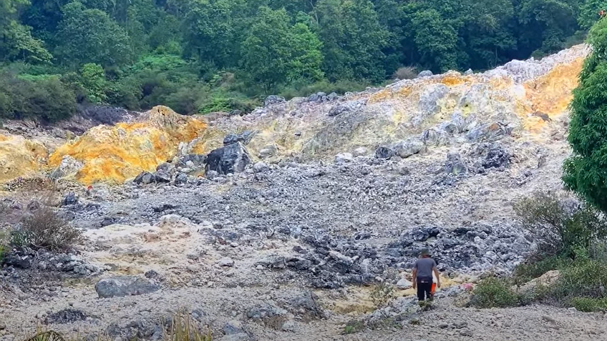 Kawah Karaha Bodas