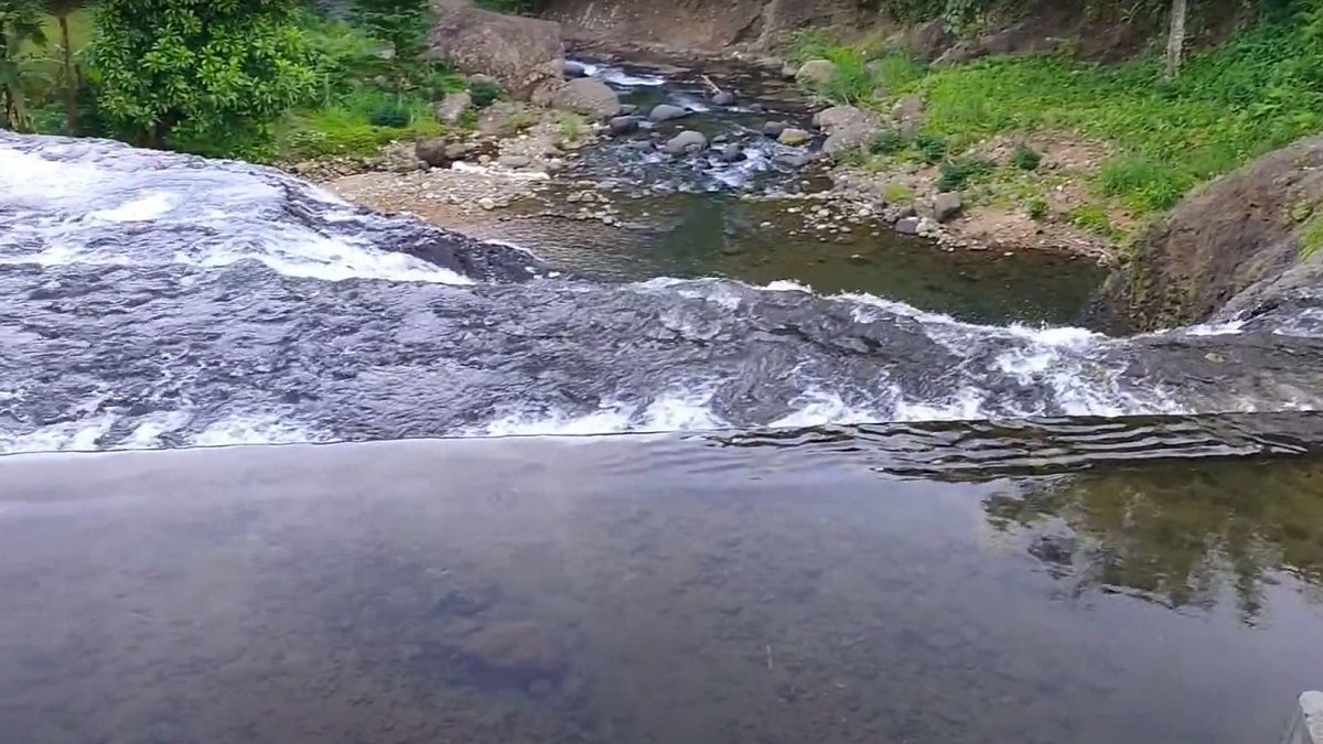 Menjelajahi Keindahan Tersembunyi Curug Bilik Pangandaran 2024